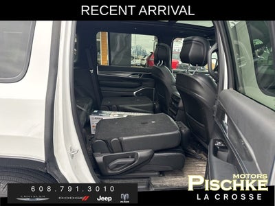 2022 Jeep Wagoneer Series III Carbide 4x4