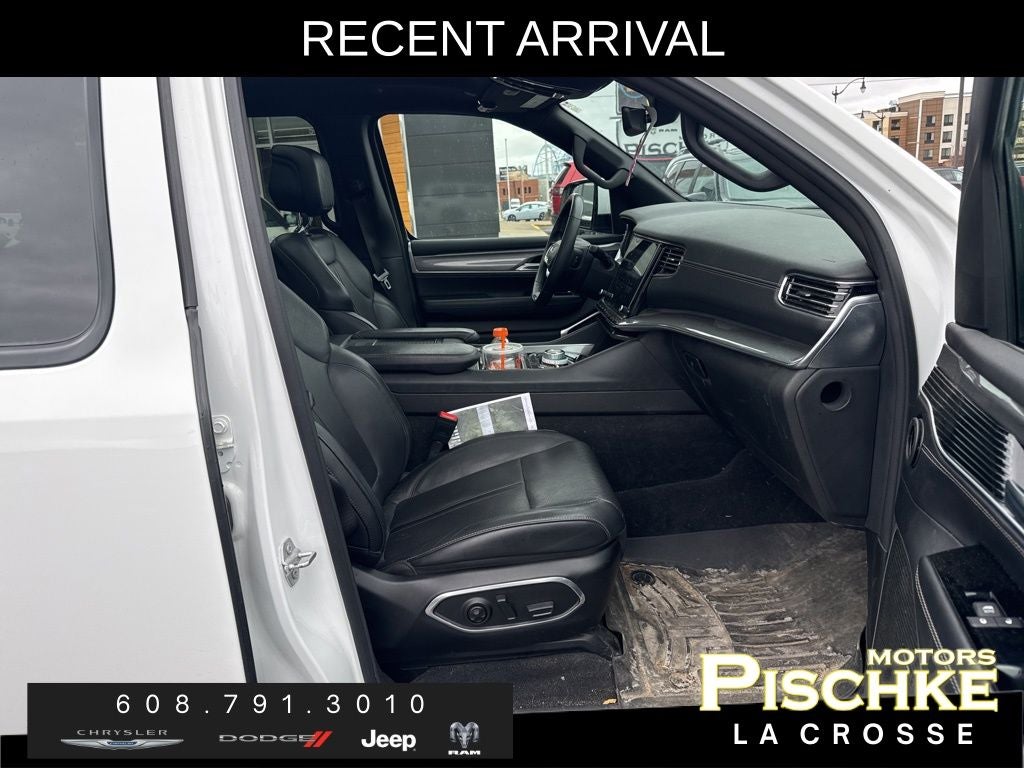 2022 Jeep Wagoneer Series III Carbide 4x4