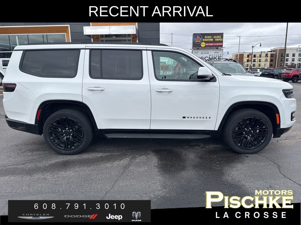 2022 Jeep Wagoneer Series III Carbide 4x4
