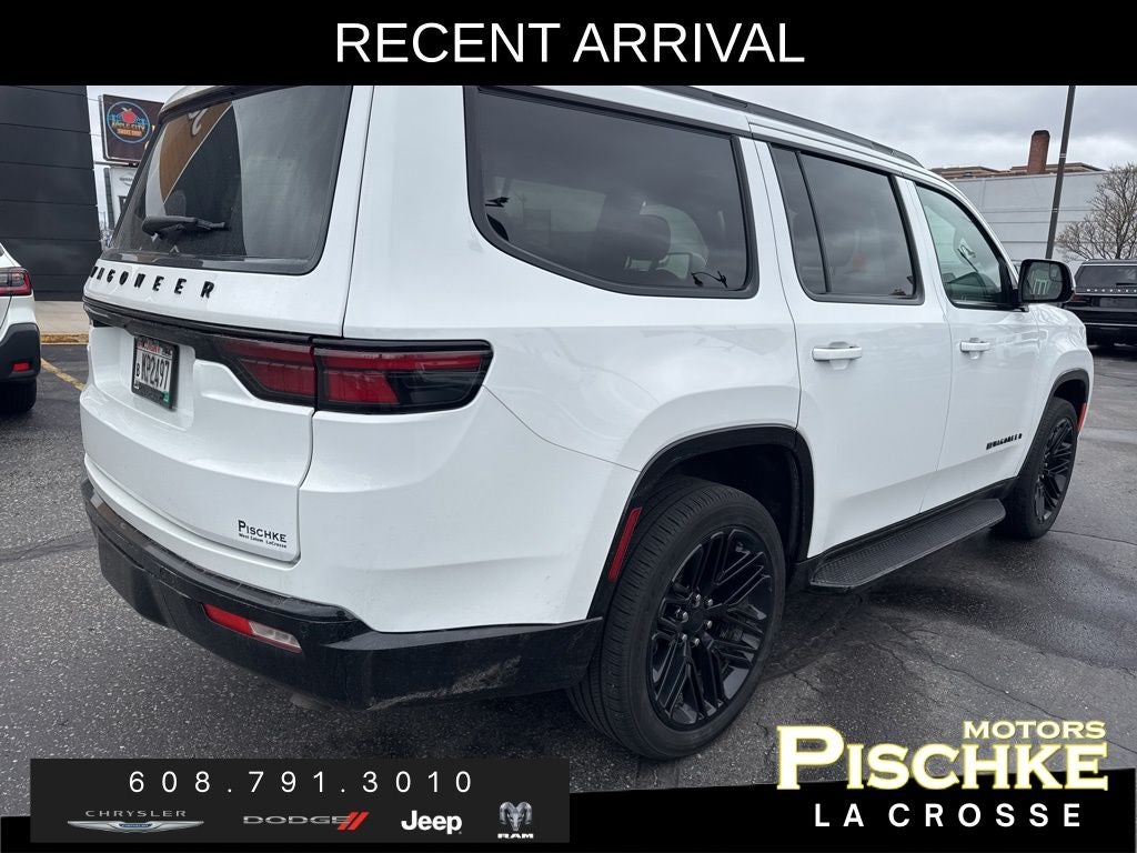 2022 Jeep Wagoneer Series III Carbide 4x4