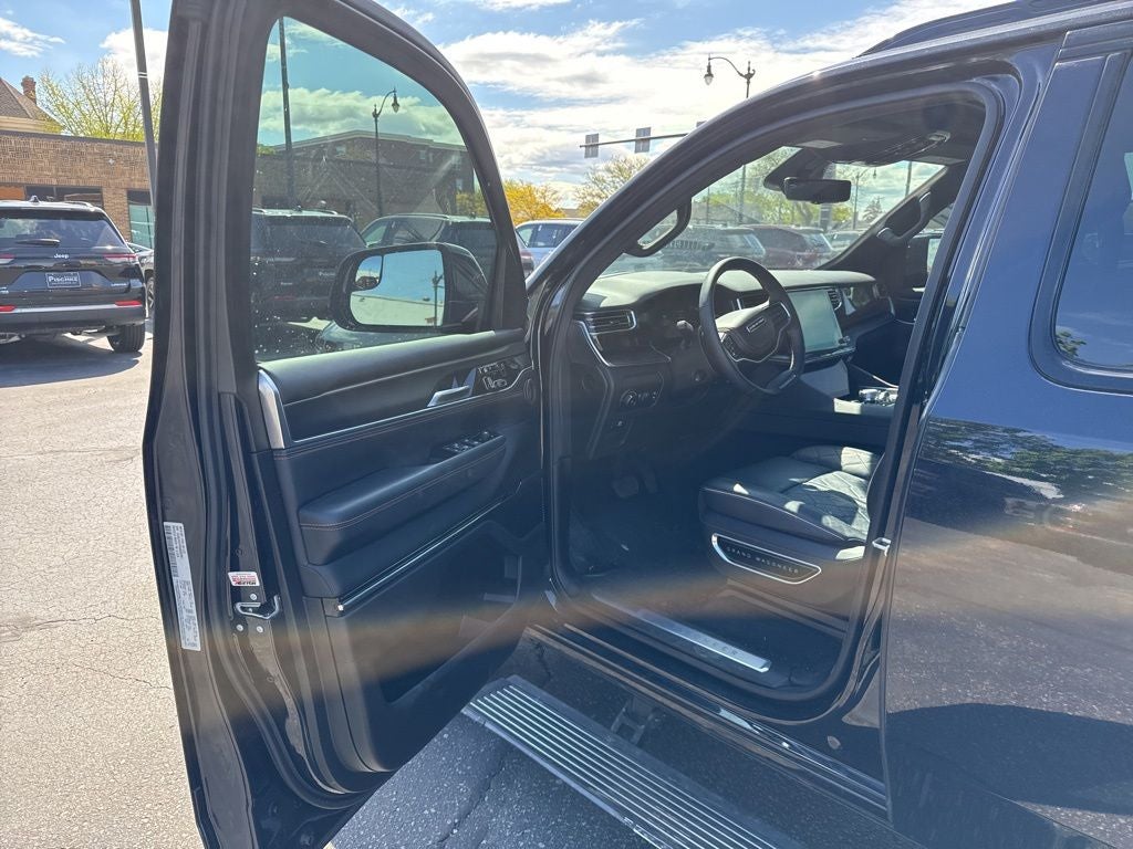 2025 Jeep Grand Wagoneer Series III Obsidian 4x4