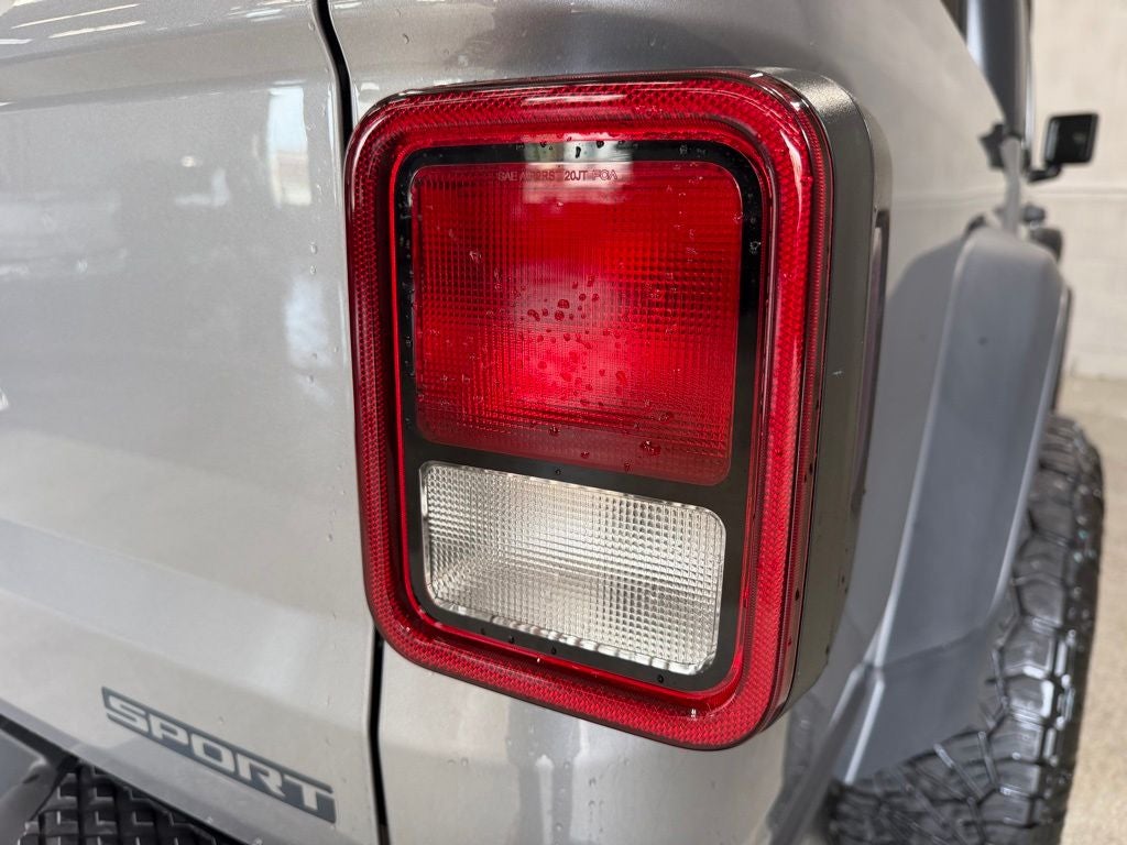 2020 Jeep Gladiator Sport S 4x4