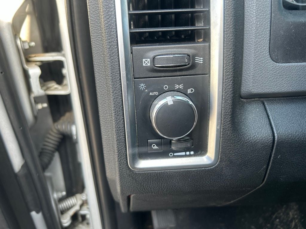 2015 RAM Ram 1500 SLT