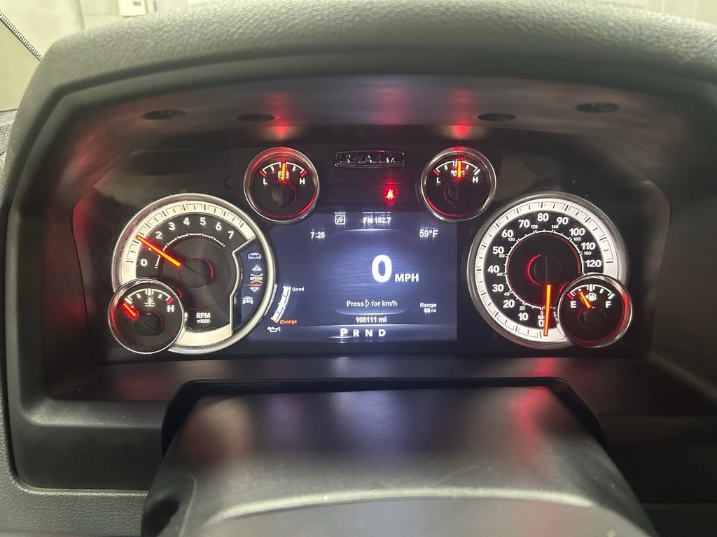 2017 RAM 1500 Big Horn Quad Cab 4x4 6'4' Box