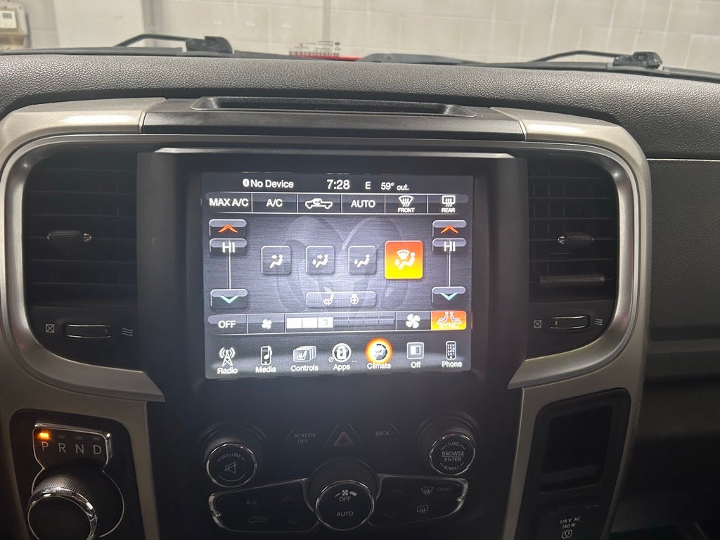 2017 RAM 1500 Big Horn Quad Cab 4x4 6'4' Box