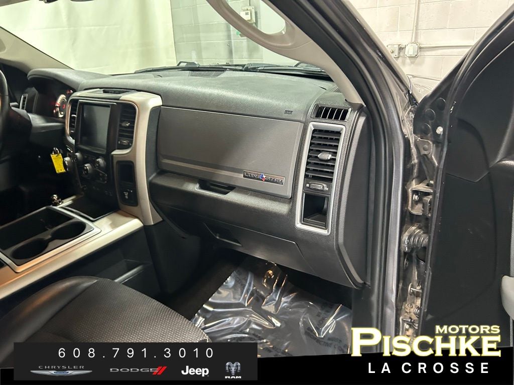 2017 RAM 1500 Lone Star Silver Crew Cab 4x4 5'7' Box