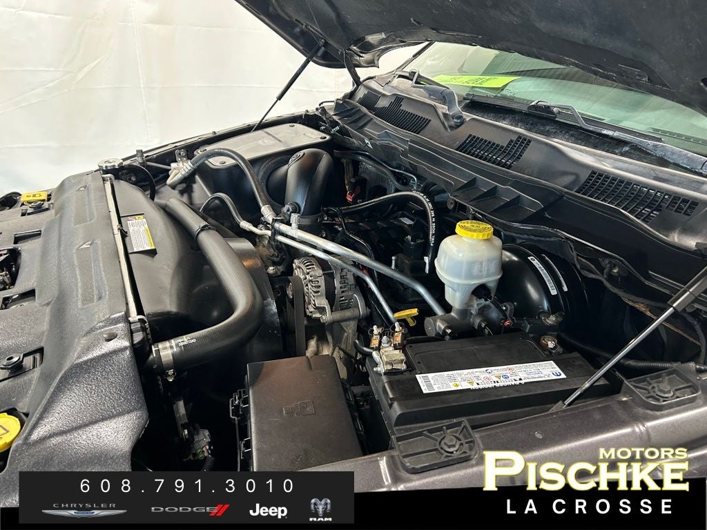 2017 RAM 1500 Lone Star Silver Crew Cab 4x4 5'7' Box