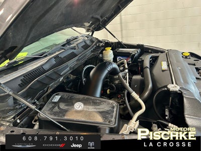 2017 RAM 1500 Lone Star Silver Crew Cab 4x4 5'7' Box