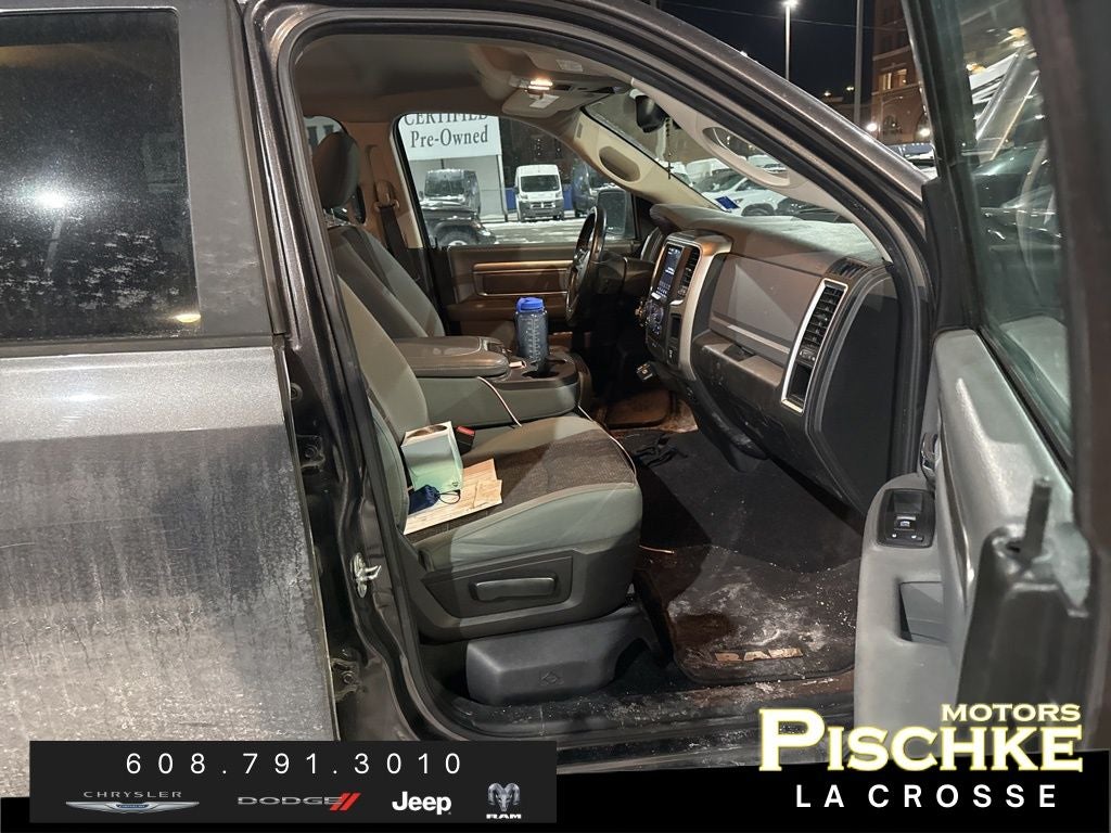 2019 RAM 1500 Classic SLT Crew Cab 4x4 5'7' Box