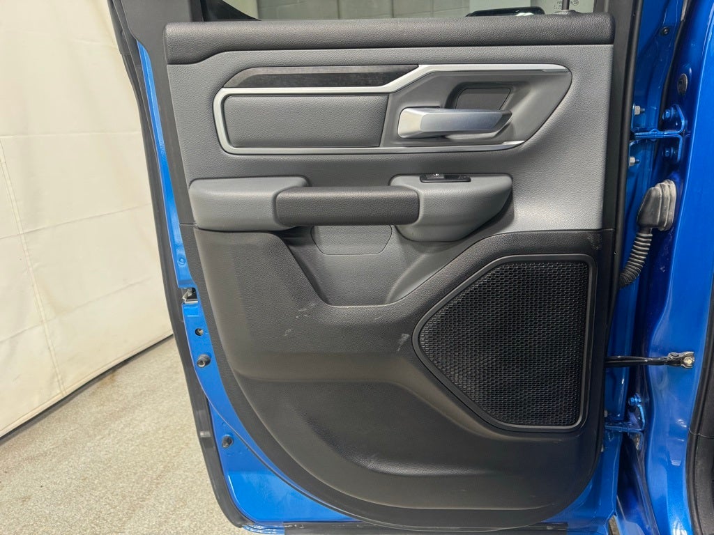 2022 RAM 1500 Big Horn Quad Cab 4x4 6'4' Box