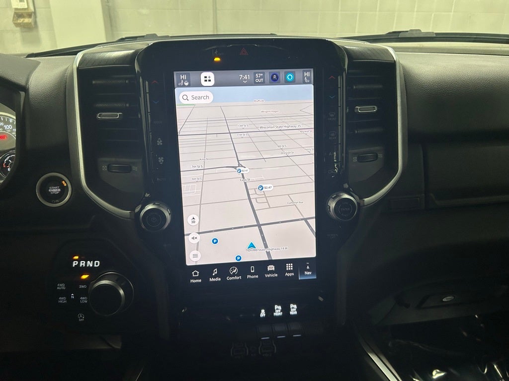 2025 RAM 1500 Big Horn Crew Cab 4x4 5'7' Box