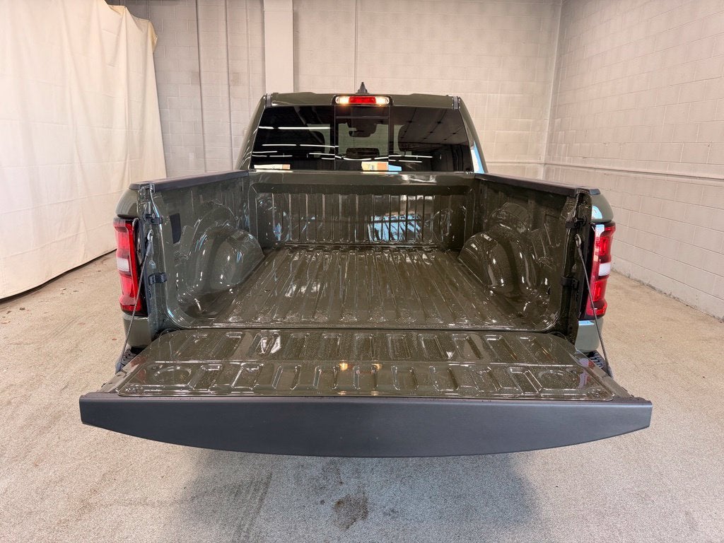 2027 RAM Ram 1500 RAM 1500 BIG HORN CREW CAB 4X4 5'7' BOX