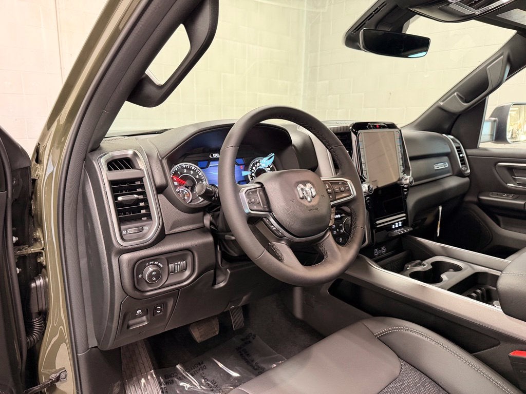 2027 RAM Ram 1500 RAM 1500 BIG HORN CREW CAB 4X4 5'7' BOX