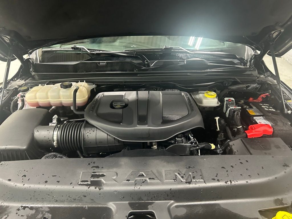 2025 RAM 1500 Big Horn Crew Cab 4x4 5'7' Box