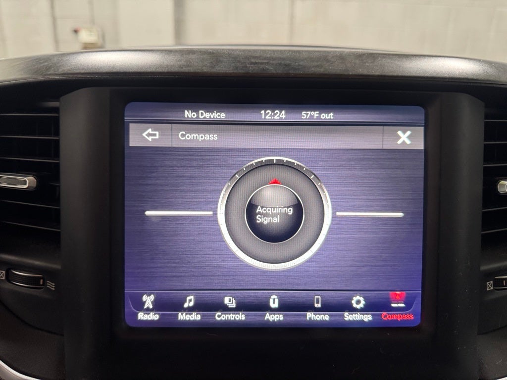 2019 RAM 1500 Big Horn/Lone Star Crew Cab 4x4 5'7' Box