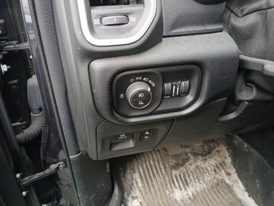 2019 RAM 1500 Big Horn/Lone Star Crew Cab 4x4 5'7' Box