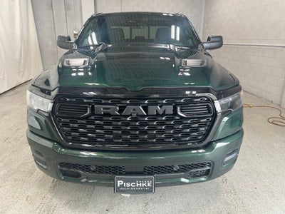 2026 RAM Ram 1500 RAM 1500 EXPRESS CREW CAB 4X4 5'7' BOX