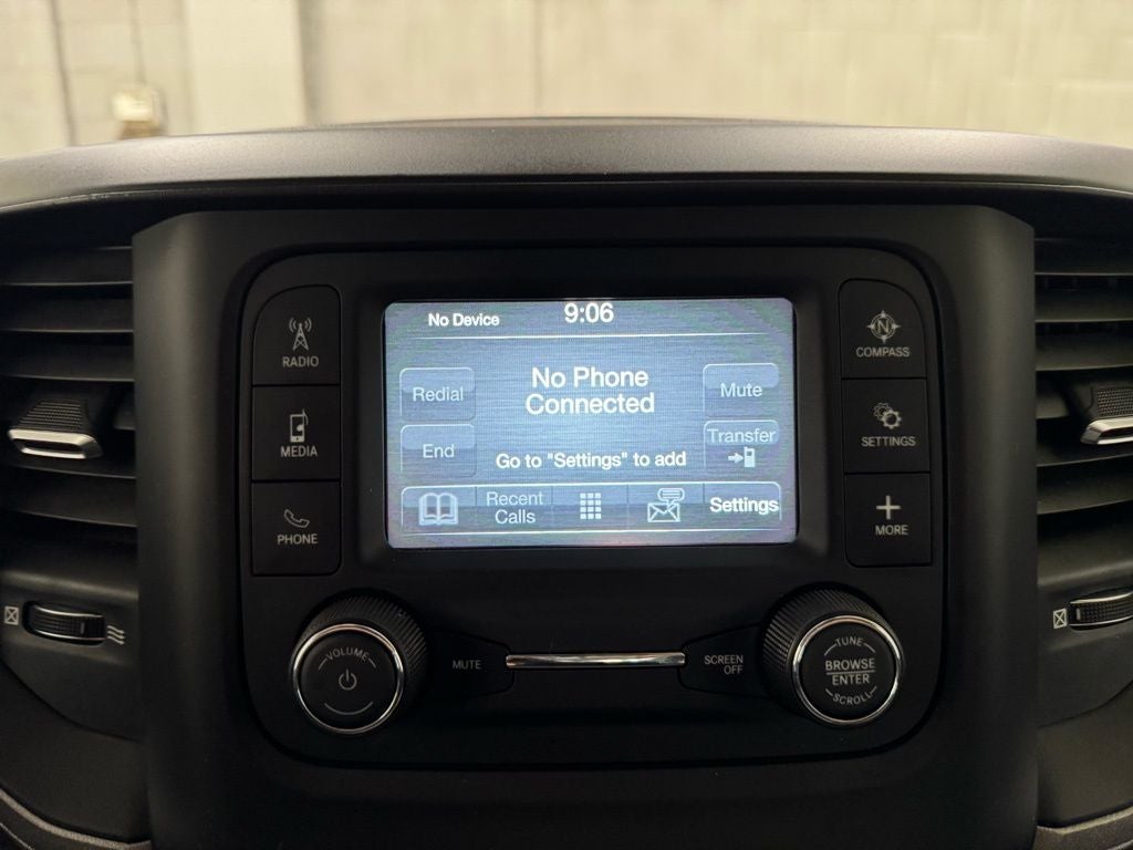 2019 RAM 1500 Tradesman Crew Cab 4x4 5'7' Box