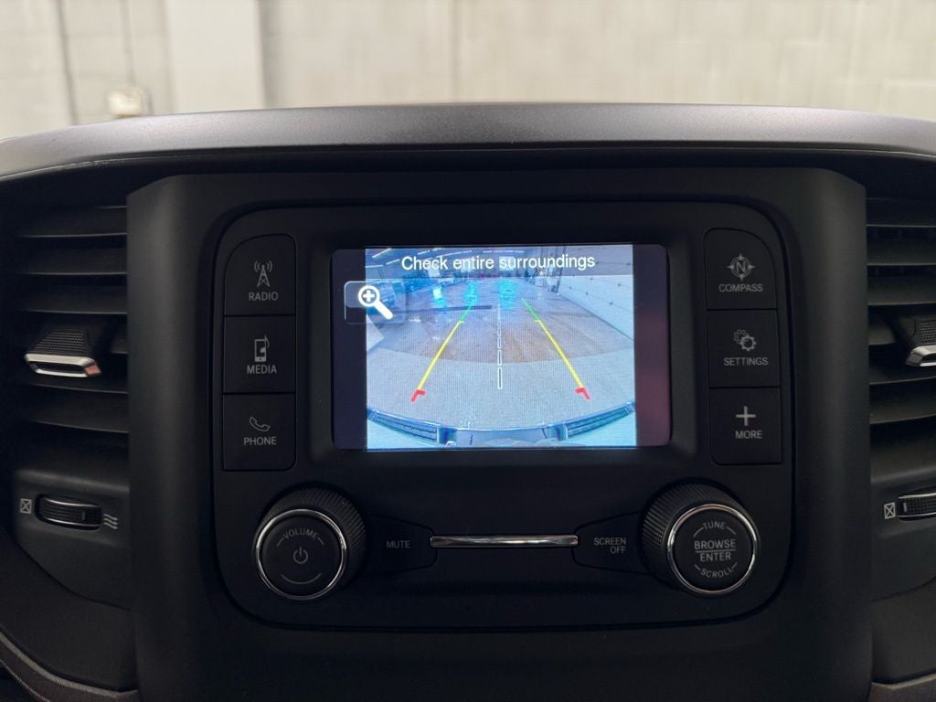 2019 RAM 1500 Tradesman Crew Cab 4x4 5'7' Box