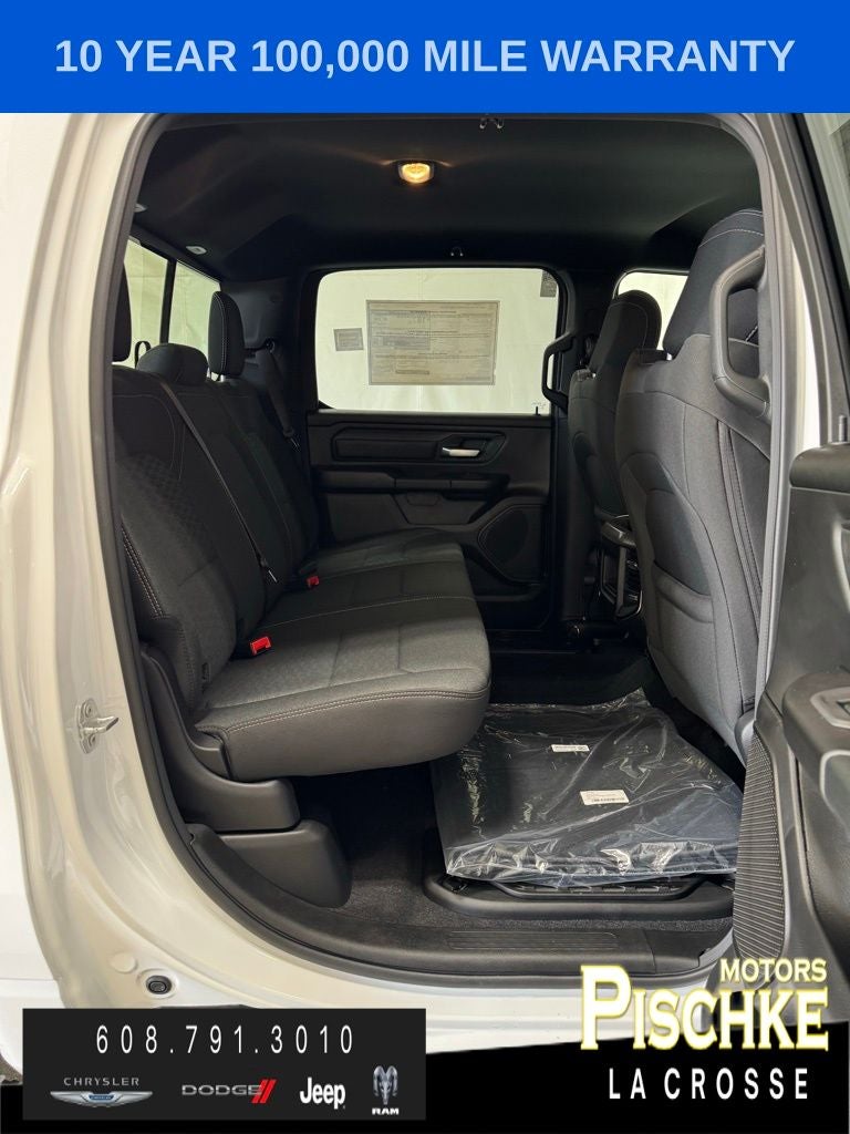 2026 RAM Ram 1500 RAM 1500 EXPRESS CREW CAB 4X4 5'7' BOX