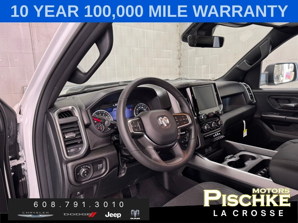 2026 RAM Ram 1500 RAM 1500 EXPRESS CREW CAB 4X4 5'7' BOX