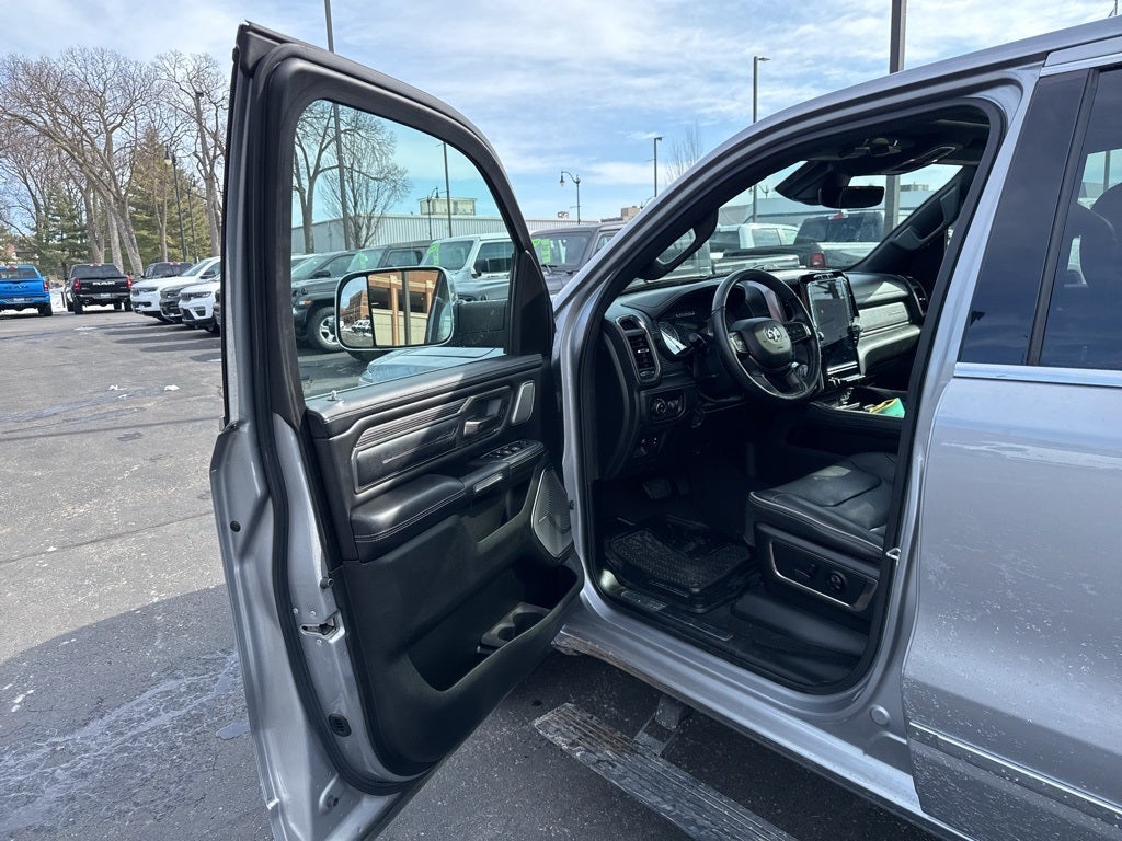 2019 RAM 1500 Limited Crew Cab 4x4 5'7' Box