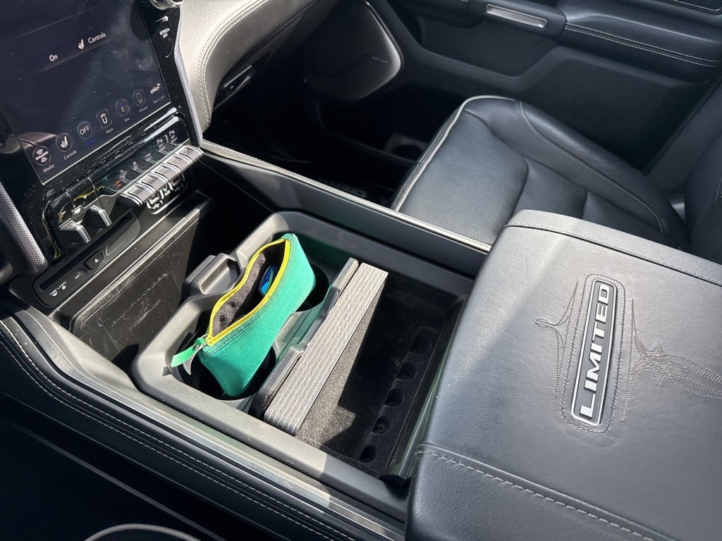 2019 RAM 1500 Limited Crew Cab 4x4 5'7' Box