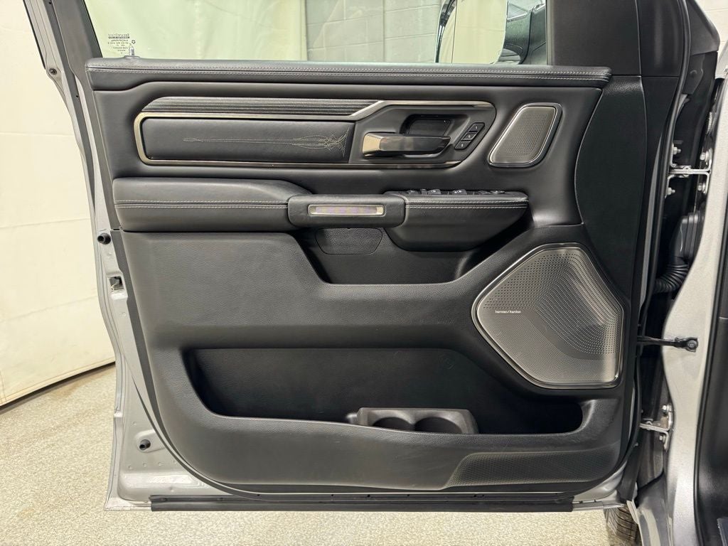 2019 RAM 1500 Limited Crew Cab 4x4 5'7' Box