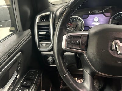2020 RAM Ram 1500 Laramie Crew Cab 4x4 5'7' Box