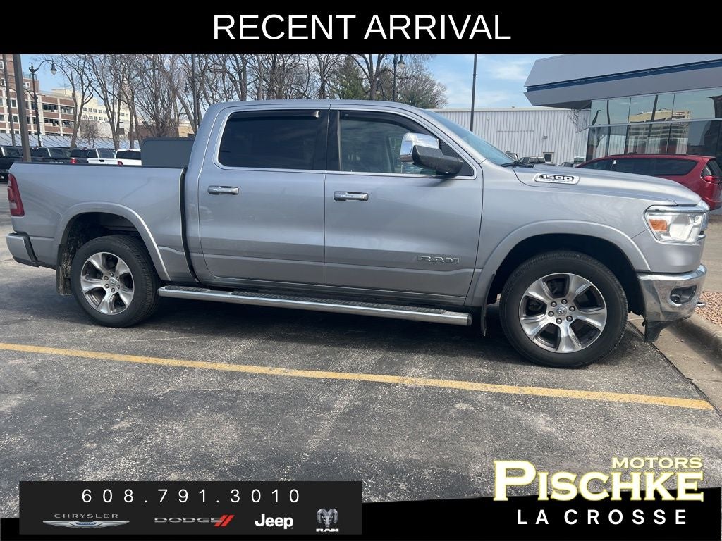 2022 RAM 1500 Laramie Crew Cab 4x4 5'7' Box