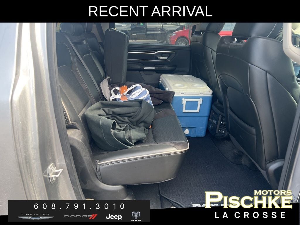 2022 RAM 1500 Laramie Crew Cab 4x4 5'7' Box