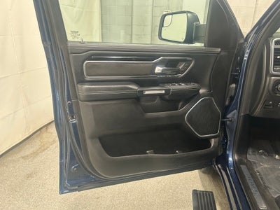 2022 RAM 1500 Laramie Crew Cab 4x4 5'7' Box