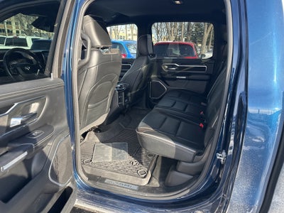 2022 RAM 1500 Laramie Crew Cab 4x4 5'7' Box