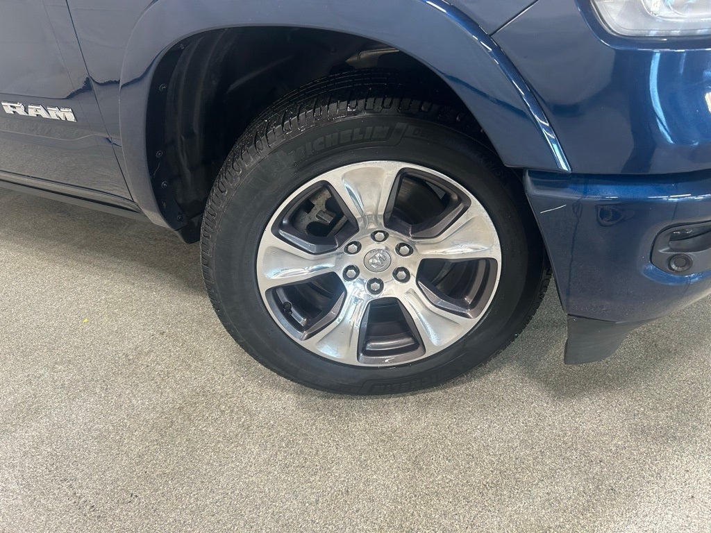 2022 RAM 1500 Laramie Crew Cab 4x4 5'7' Box