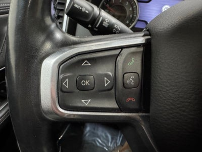 2019 RAM 1500 Laramie Crew Cab 4x4 6'4' Box