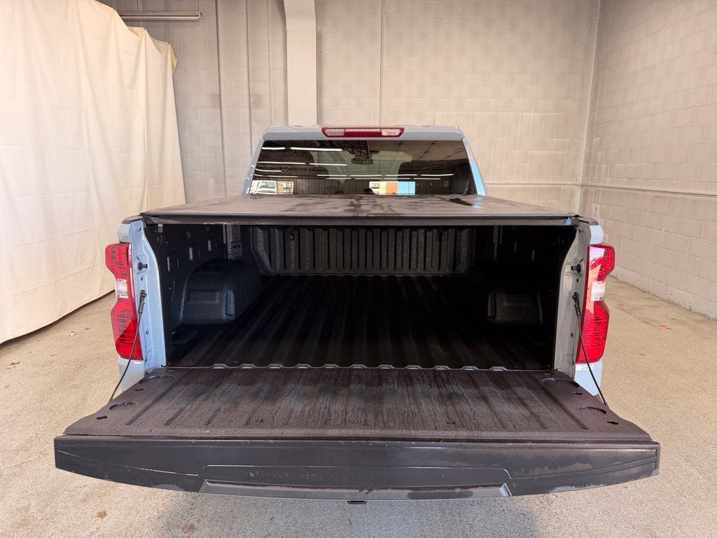 2024 Chevrolet Silverado 1500 4WD Crew Cab Short Bed LT with 2FL