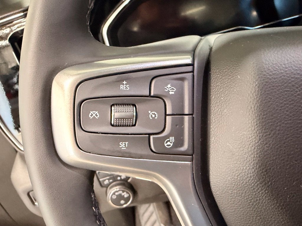 2024 Chevrolet Silverado 1500 4WD Crew Cab Short Bed LT with 2FL