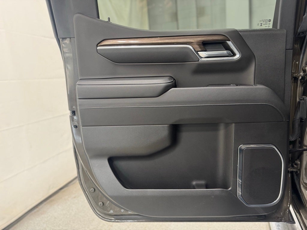 2024 Chevrolet Silverado 1500 4WD Crew Cab Short Bed LT