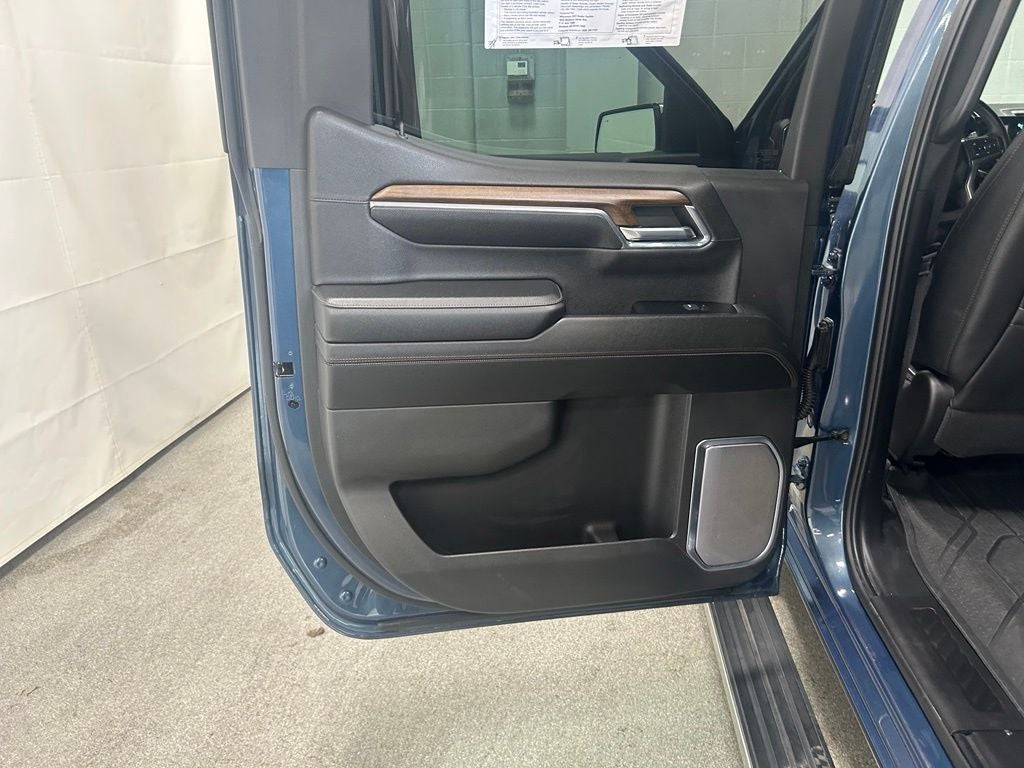 2024 Chevrolet Silverado 1500 4WD Crew Cab Short Bed High Country