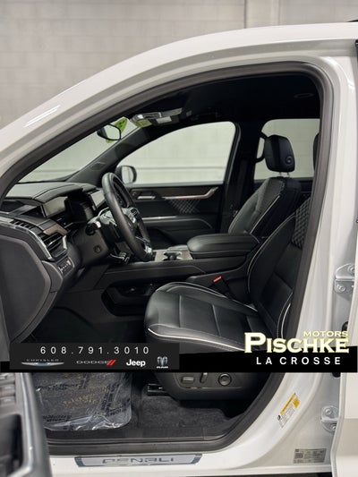 2025 GMC Acadia AWD Denali