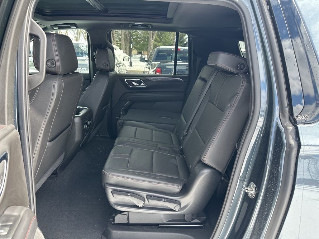 2021 Chevrolet Suburban 4WD RST