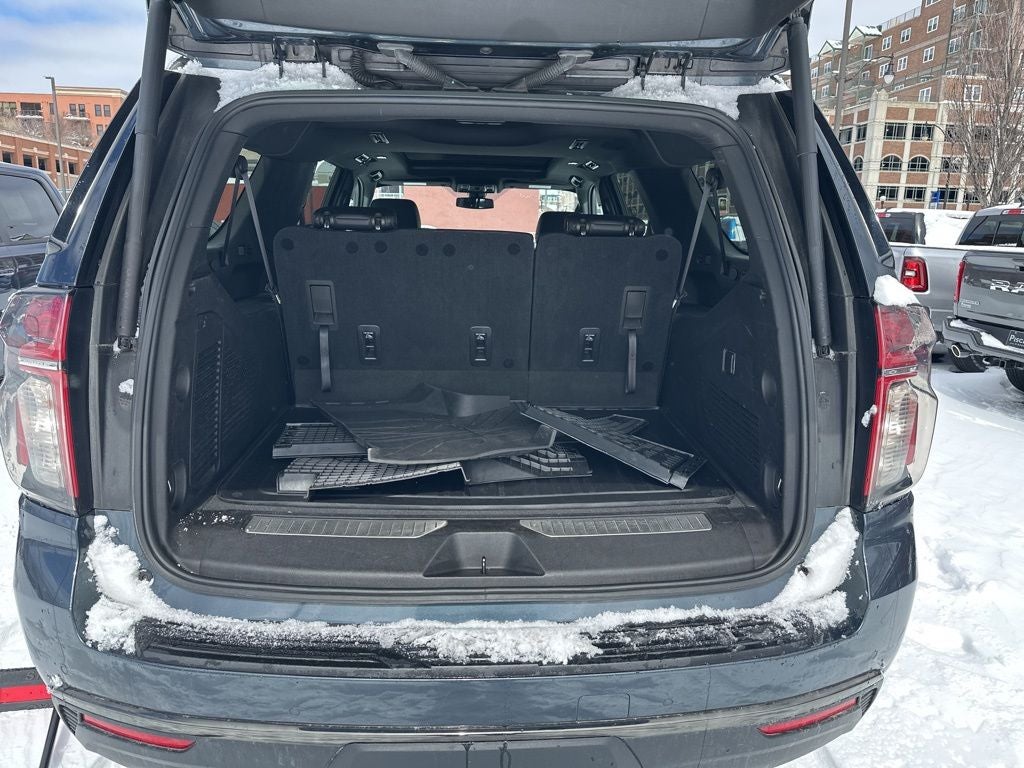 2021 Chevrolet Suburban 4WD RST