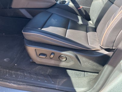 2025 GMC Canyon 4WD Denali