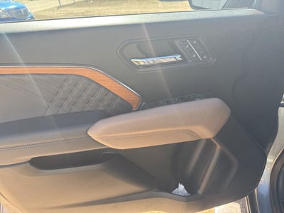 2025 GMC Canyon 4WD Denali