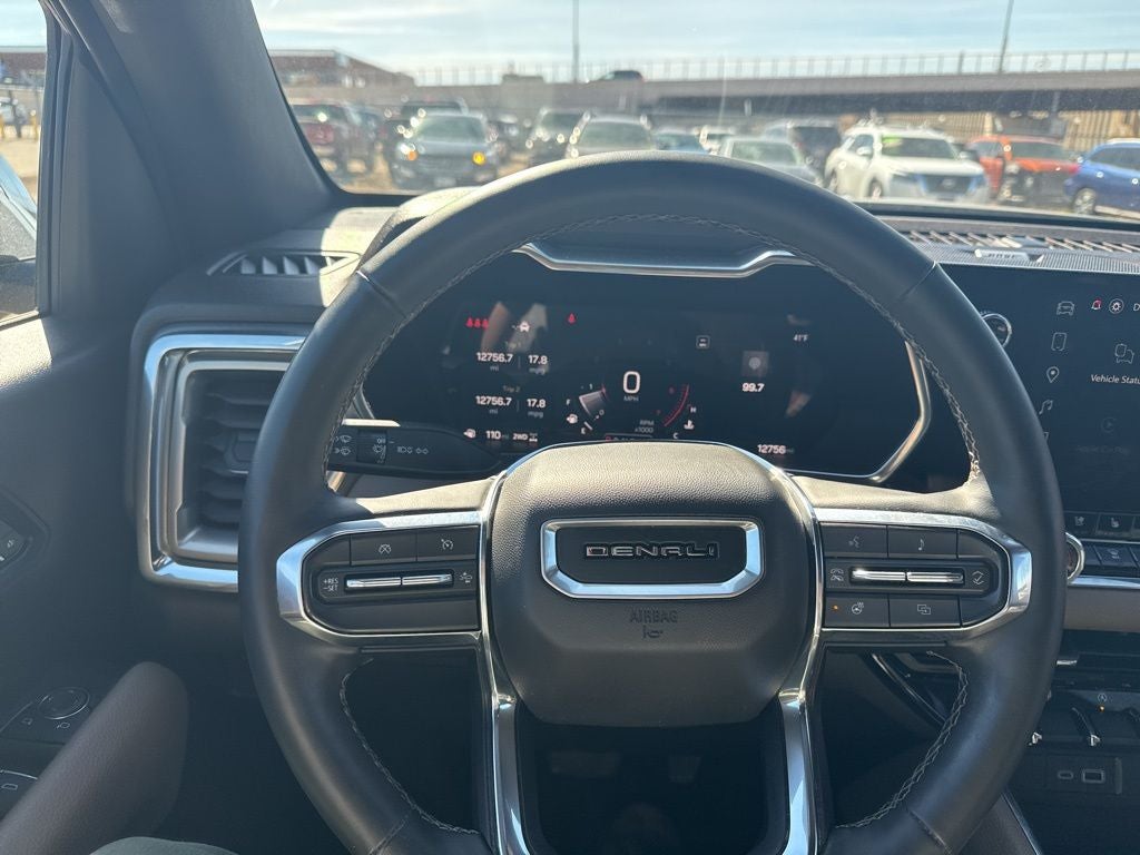 2025 GMC Canyon 4WD Denali