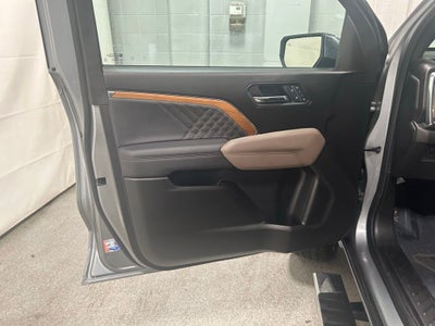 2025 GMC Canyon 4WD Denali