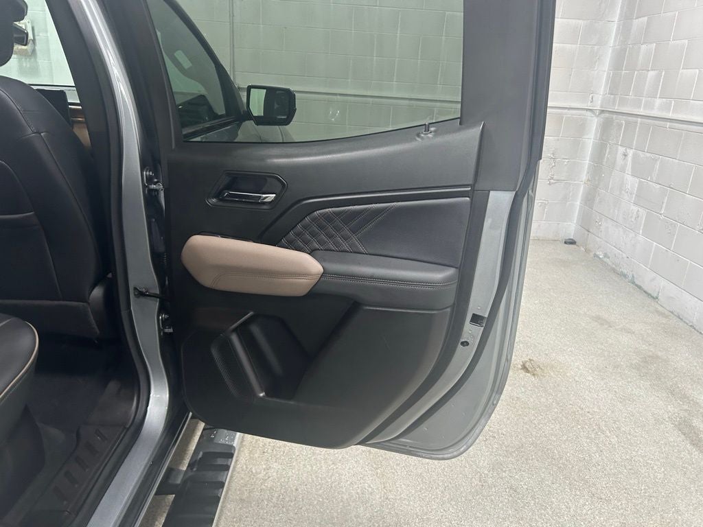 2025 GMC Canyon 4WD Denali