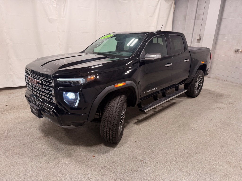 2024 GMC Canyon Denali