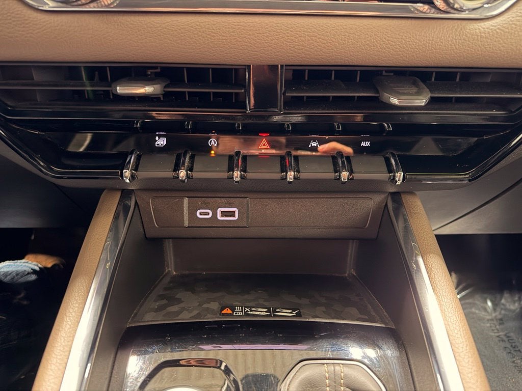 2024 GMC Canyon Denali