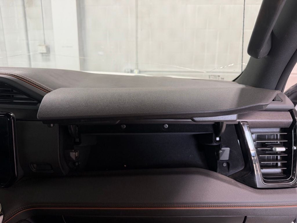 2025 GMC Sierra 1500 4WD Crew Cab Short Box AT4